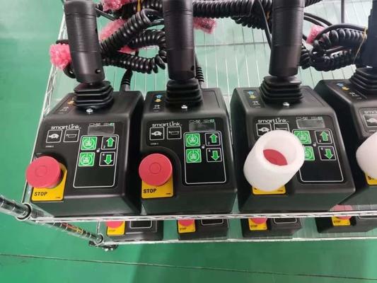 137633GT Genie Lift Control Box mit 6 Tasten, 2 Geschwindigkeitsreglern